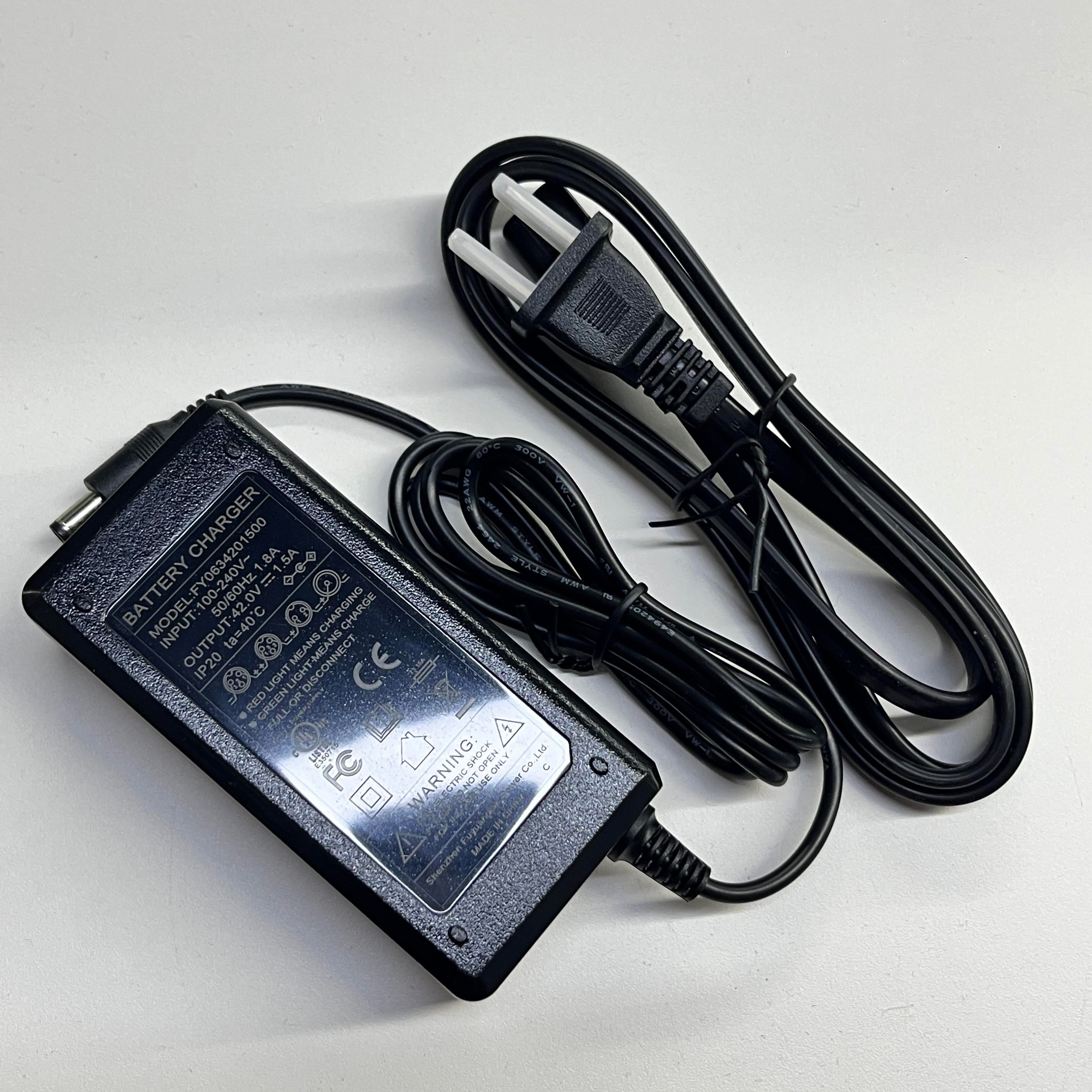 RIxoc Battery Charger